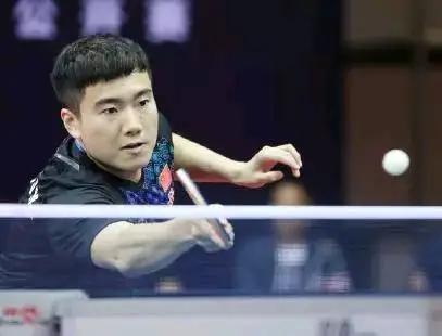 在激烈竞争 在激烈竞争