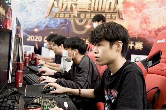 比尔作为联 比尔作为联